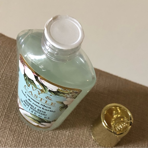 Ivy & Castle coconut shea bubble bath - Picture 3 of 6